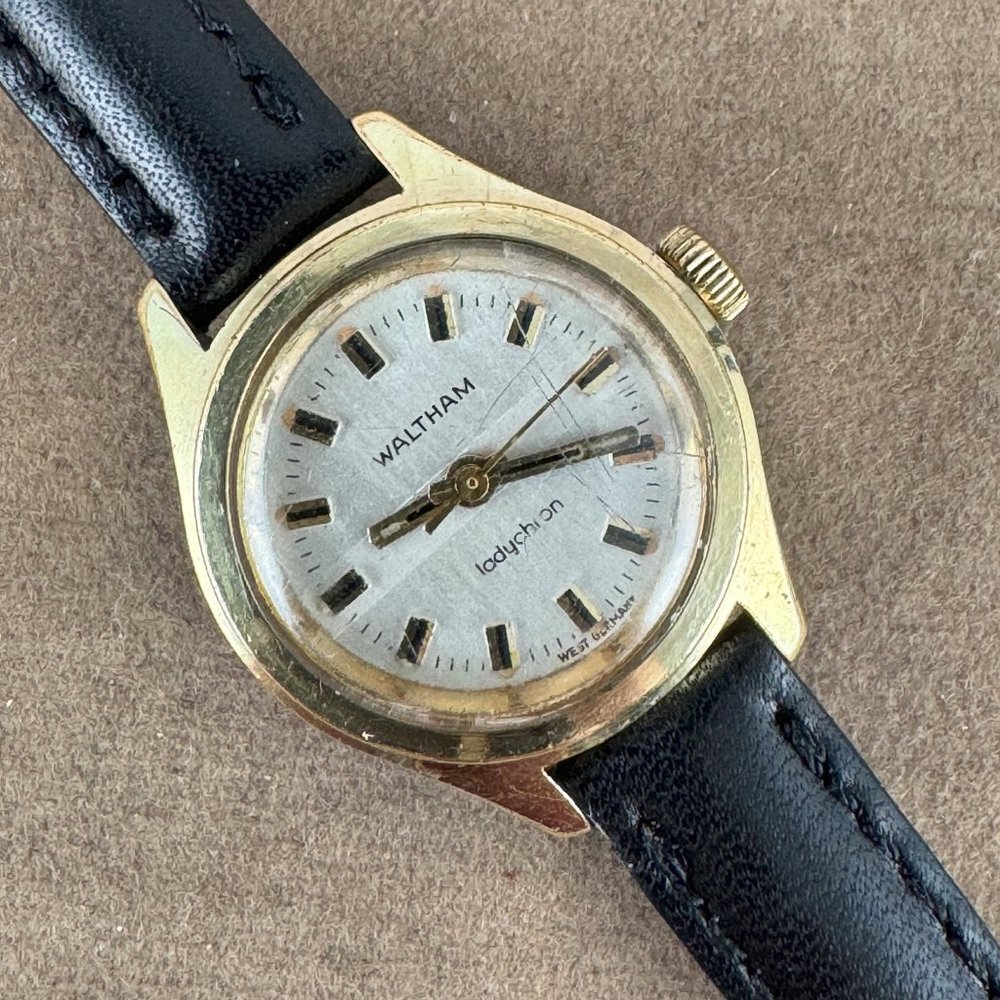 Vintage Swiss Waltham 11 Jewels early Electronic Watch…